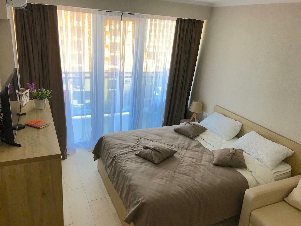 Orbi Beach Tower 바투미 외부 사진