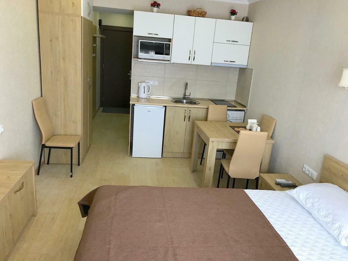 Orbi Beach Tower 바투미 외부 사진