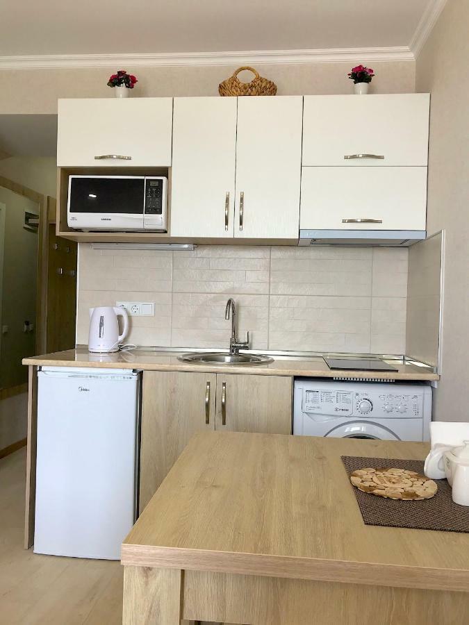 Orbi Beach Tower 바투미 외부 사진